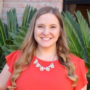 Meet Your Posher, Lexi